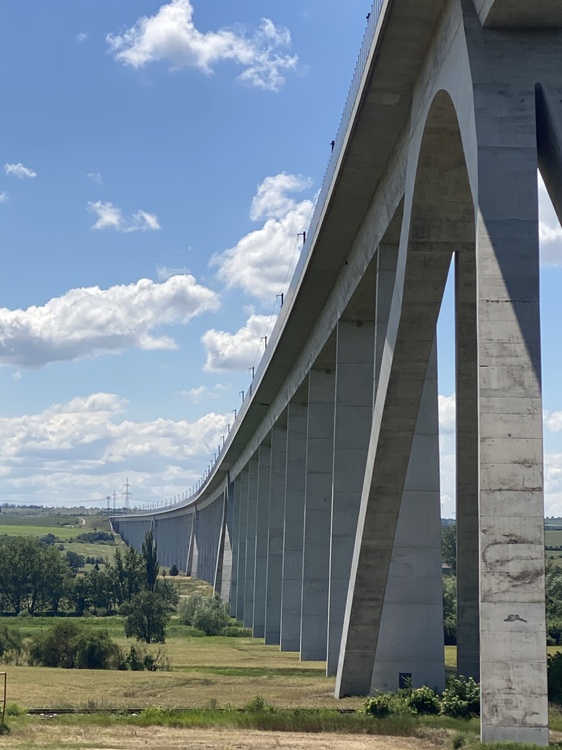 Unter Brücken