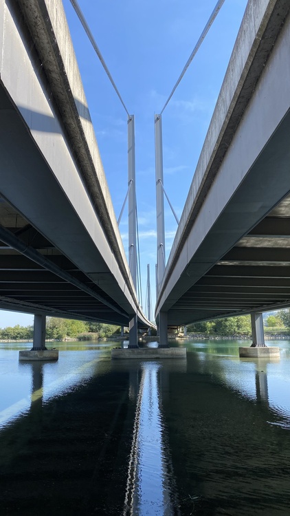 Unter Brücken