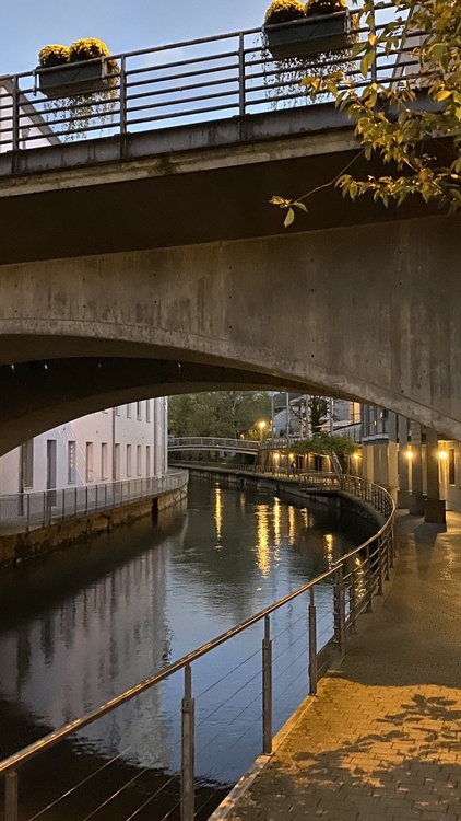 Unter Brücken